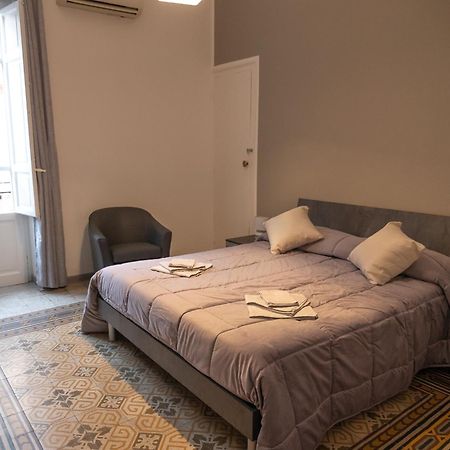 Pacini Deluxe Apartment Палермо Екстериор снимка